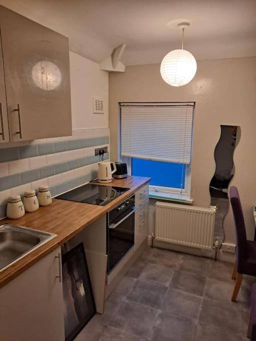 Two Bedroom Maisonette Close Towarwick Uni Coventry Exteriér fotografie